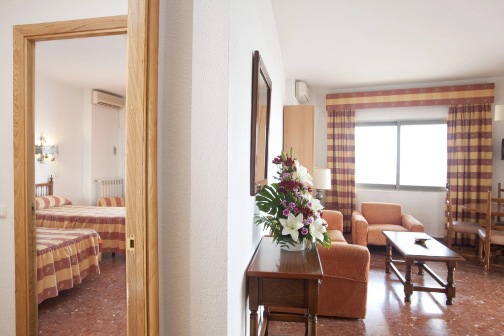 Hotel Apartamentos Bajondillo