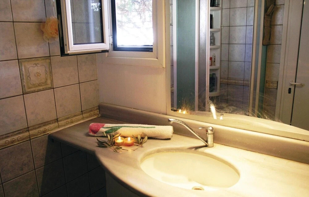 Amazing Home in Methoni Messinia With Wifi and 4 Bedrooms