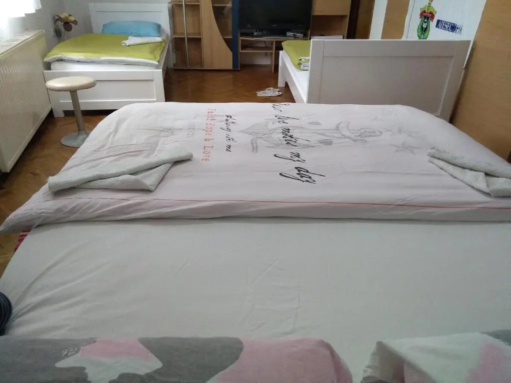 Hostel Lega House
