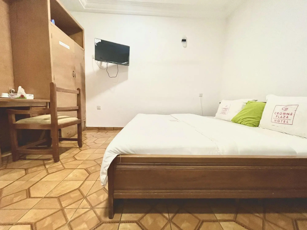 Crown Premier Hotel