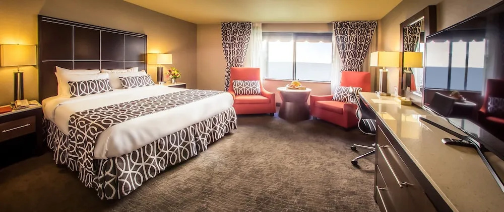 Olyver Hotel