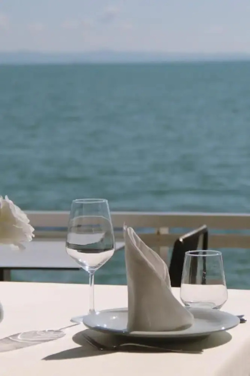 Ventus Harbor Hotel