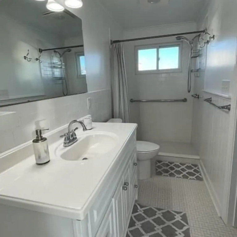 Meant To Be 2 Bedroom Home by RedAwning