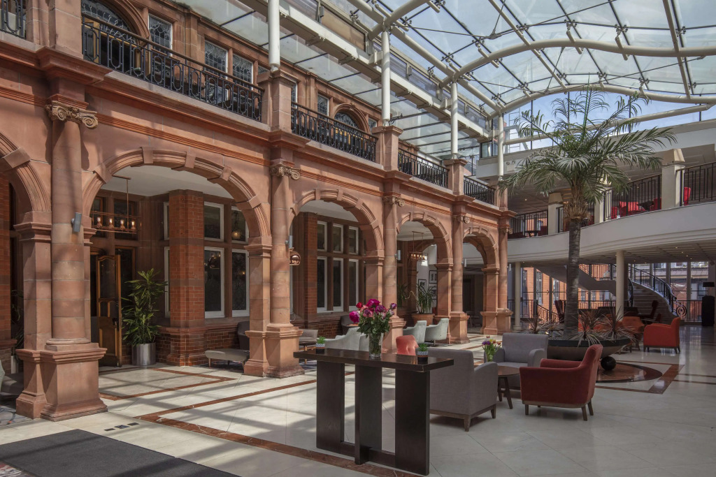 The Crown London, WorldHotels Distinctive