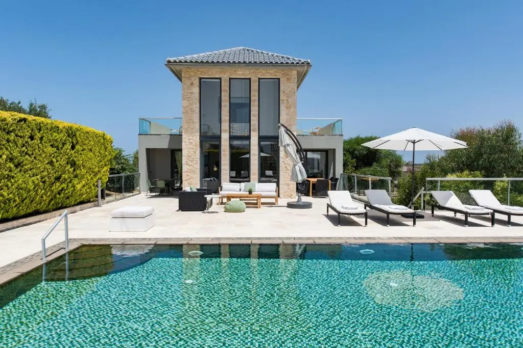 Seacrete villas