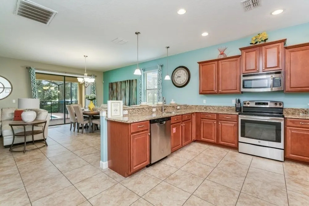 H1401 Brand New 5 Bedroom Next To Clubhouse Villa