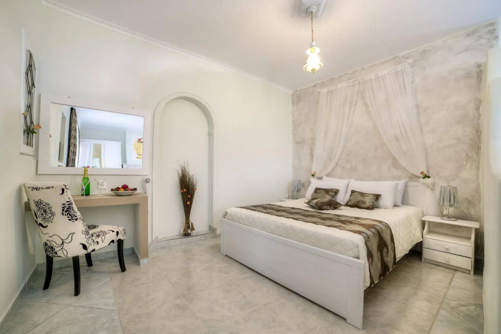 Pantheon Hotel