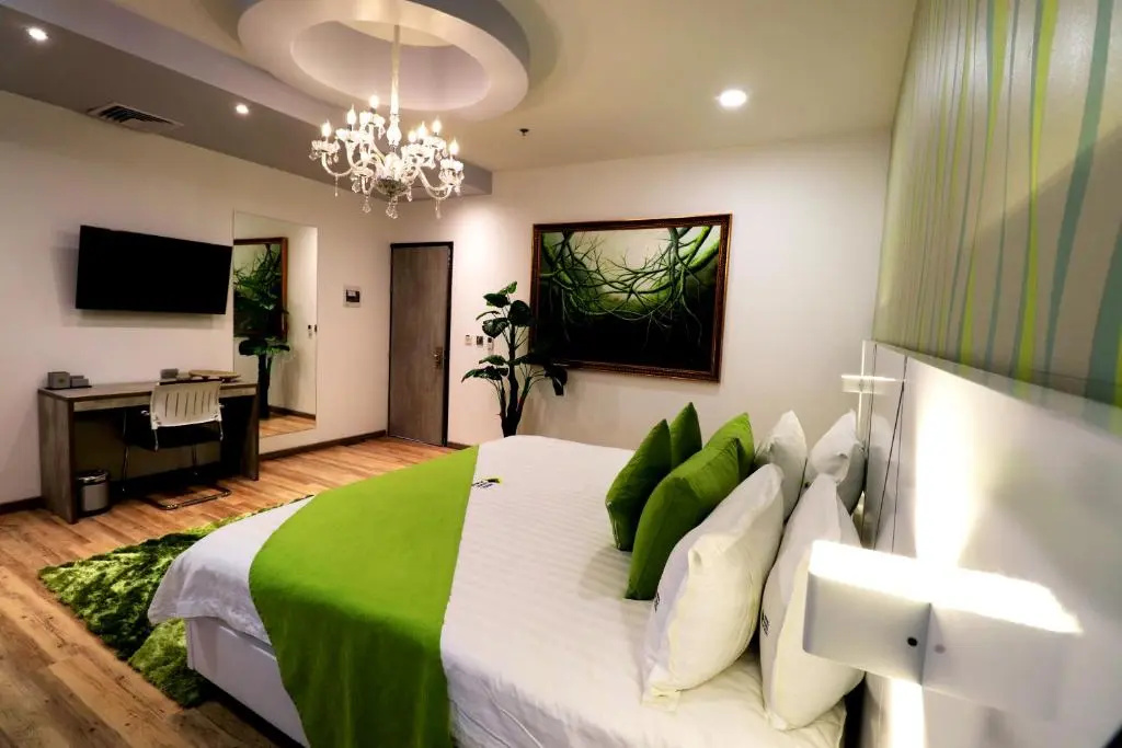 Luma Plaza Hotel