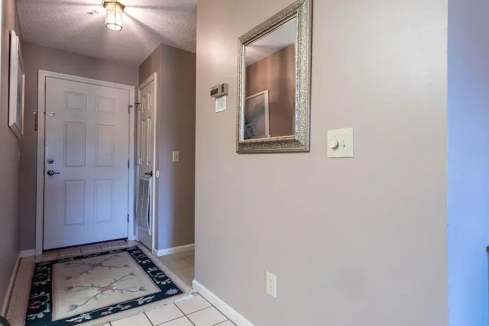 Tidewater Condo 1221-6 by RedAwning