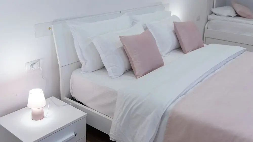 Lovely Rooms by Rentbeat