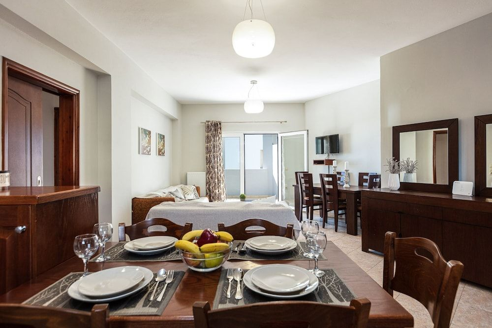 Helenas Aparthotel , Scaleta