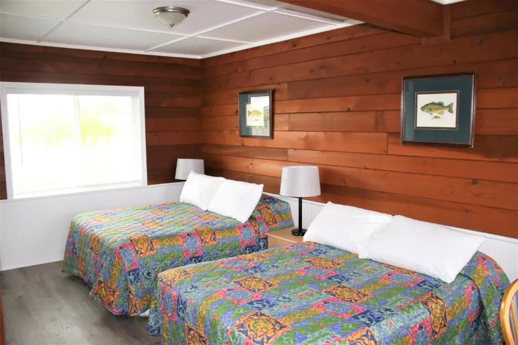 The Lowtide Motel