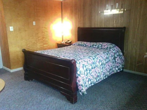 All Seasons Motel