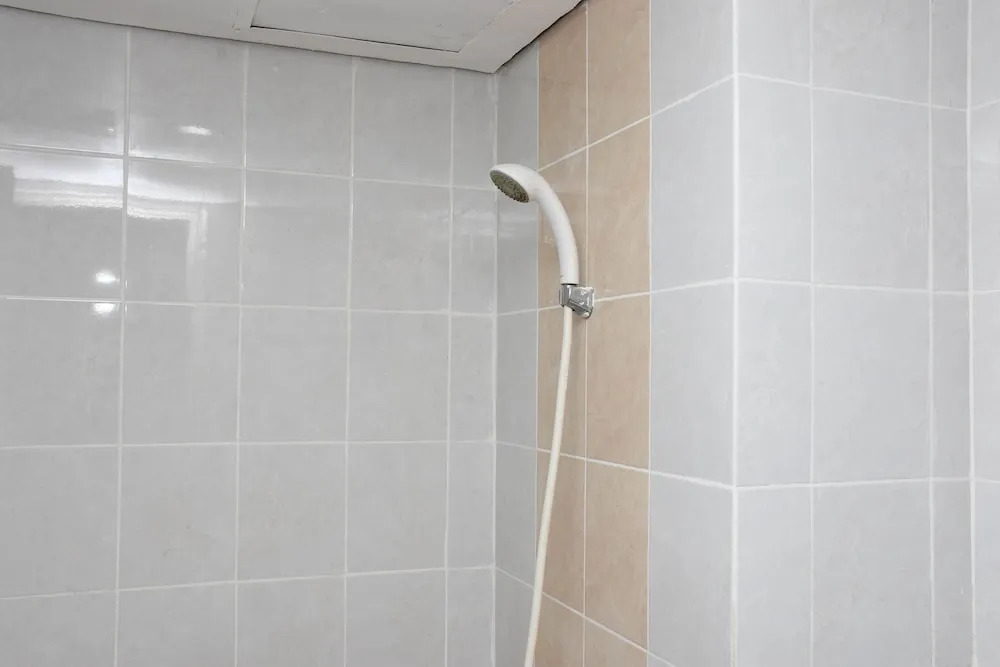 Homey And Tidy Studio Taman Melati Margonda Apartment Near Campus