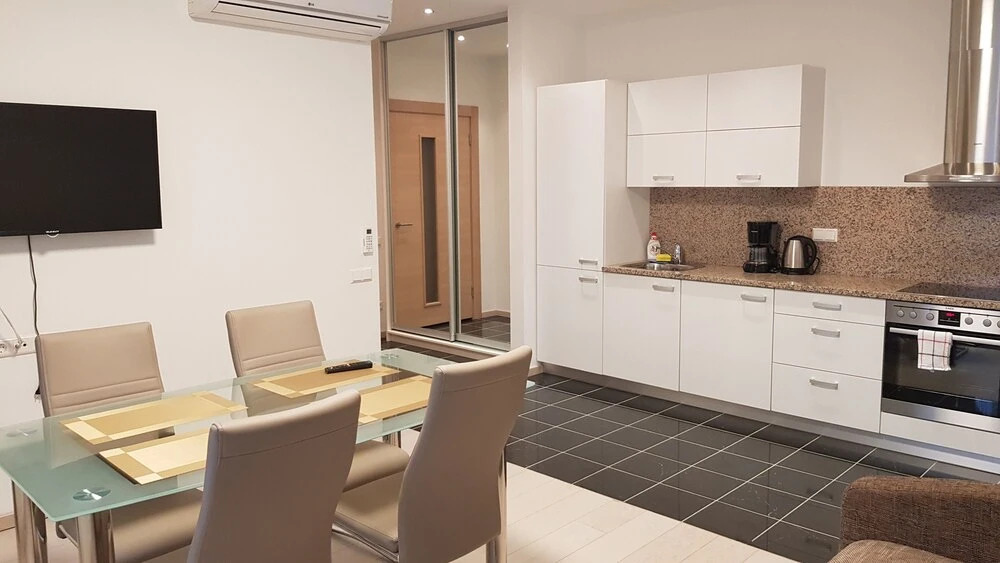 Black Pearl Apartments