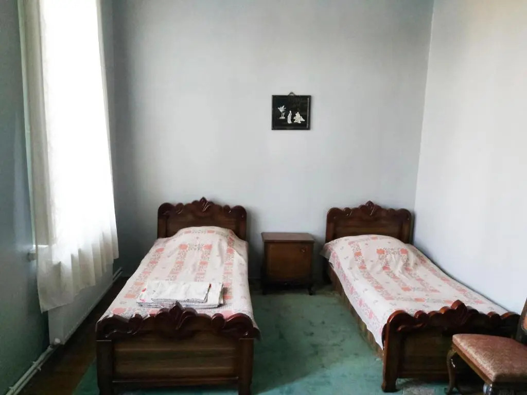 Guest House Tall Rooms