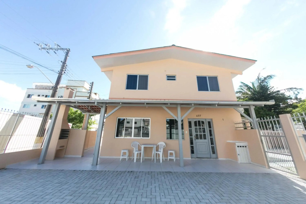 DS1 - CASA COM PISCINA PRIVATIVA - 2 dorm - PRAIA DE MEIA PRAIA - BRUNO KLEMTZ - 10 x sem juros no cartão