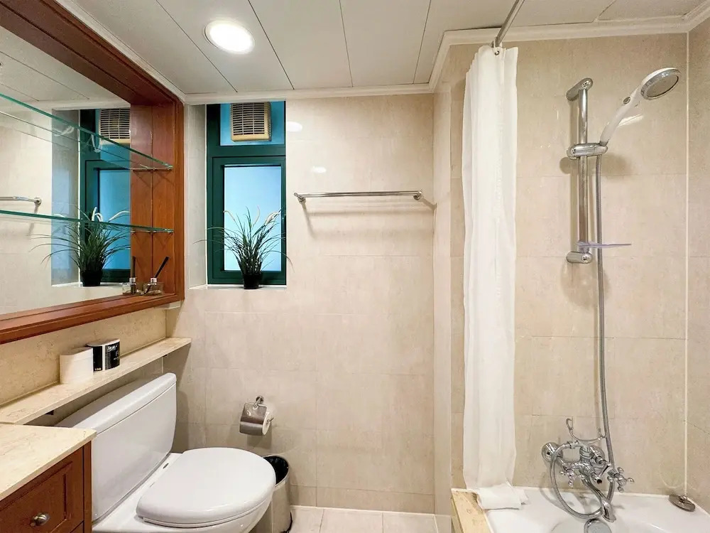 Tyms 2BR Apt Near ITC Xujiahui Line1 11