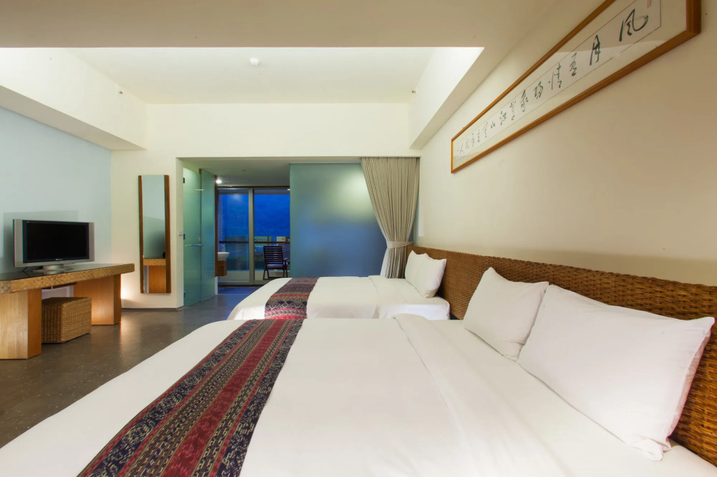 Luminous Hot Spring Resort & SPA
