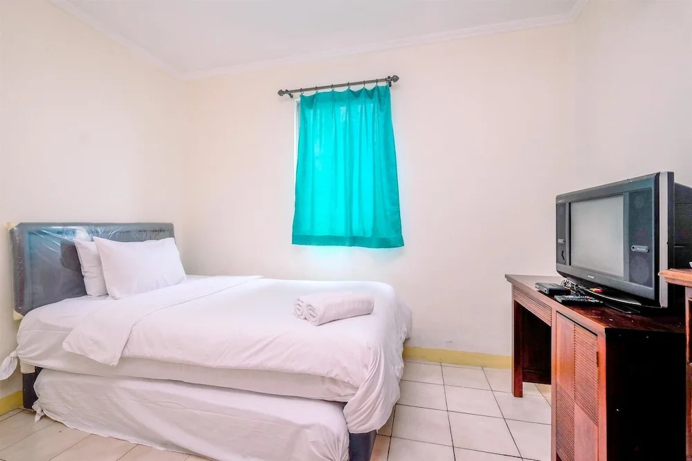 Homey Combined Unit 3Br Apartment At Mediterania Palace Residences