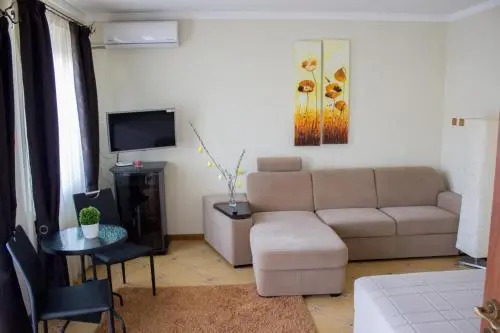 Makotel Apartmanház