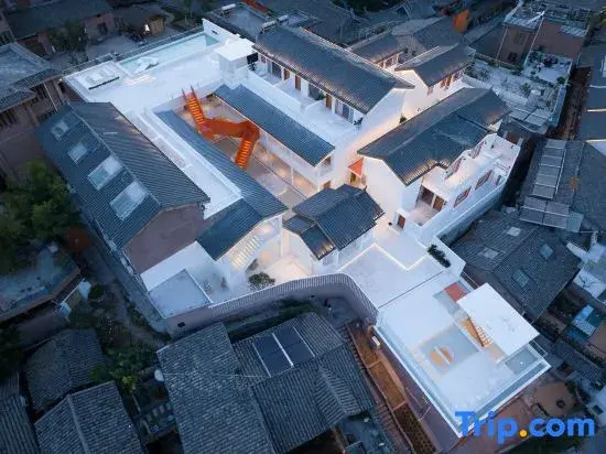 LuChen Botique Hotel (Qionghai Dashiban Ancient Village)