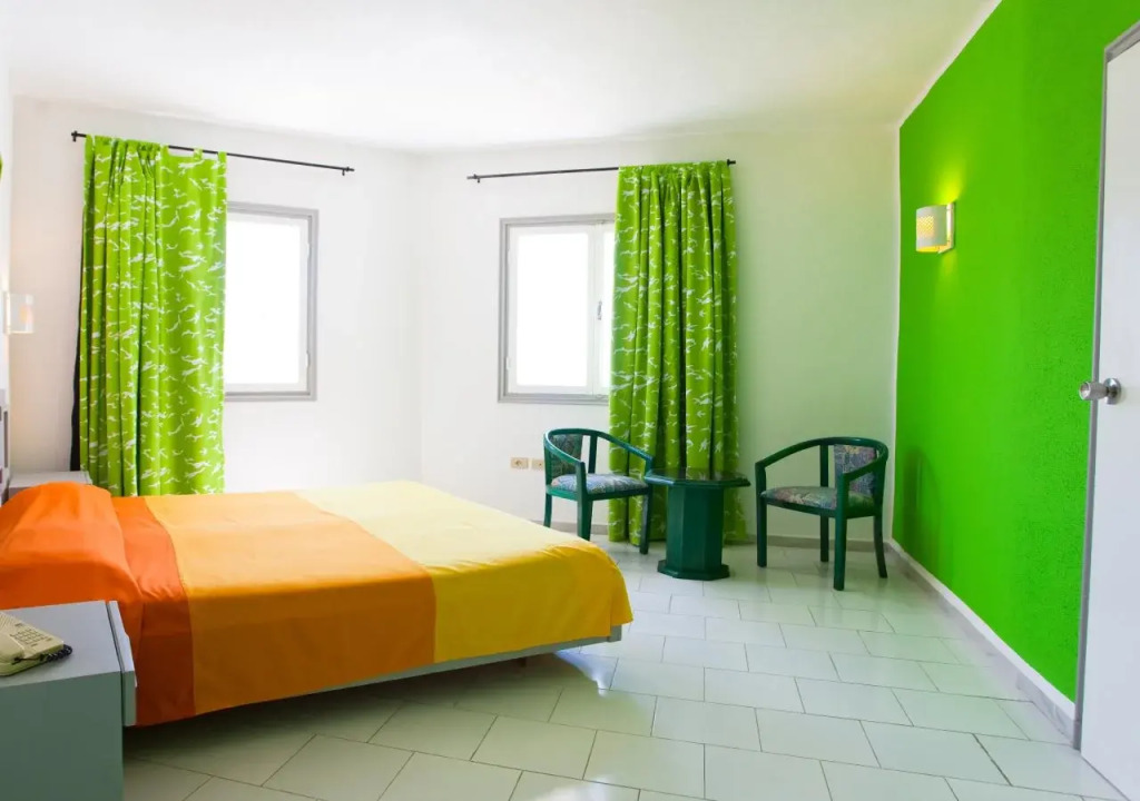 Kinza Hotel