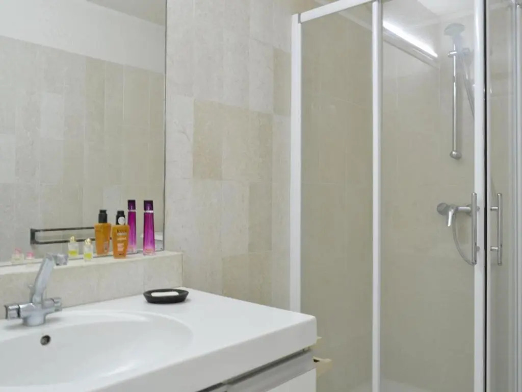 Appartement Juan les Pins, 2 pièces, 4 personnes - FR-1-252-109