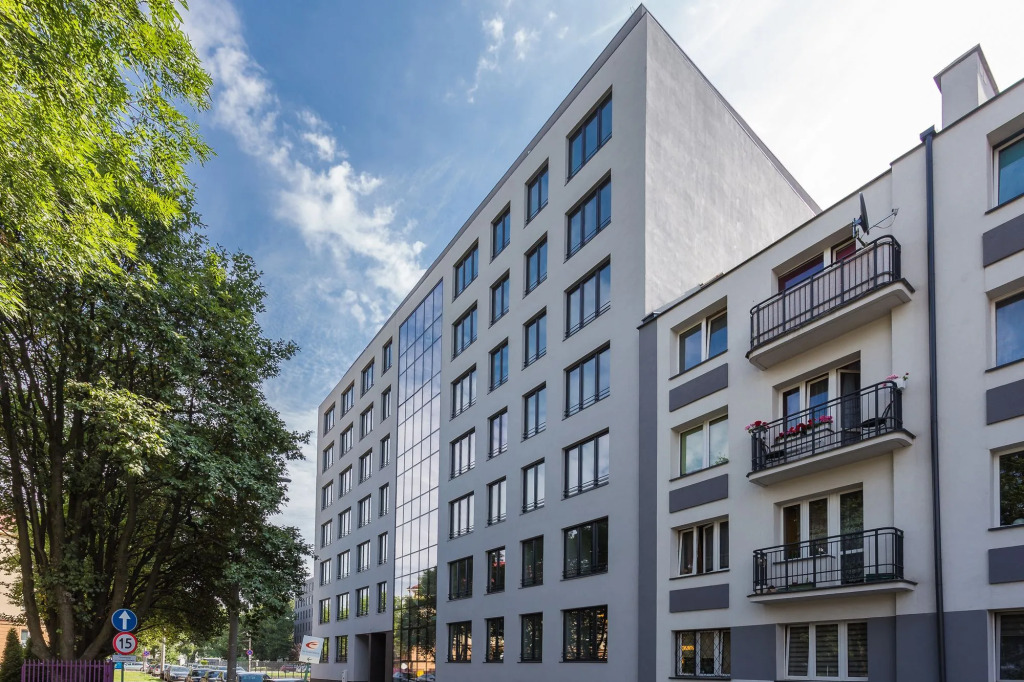 S6 by Platinum Residence