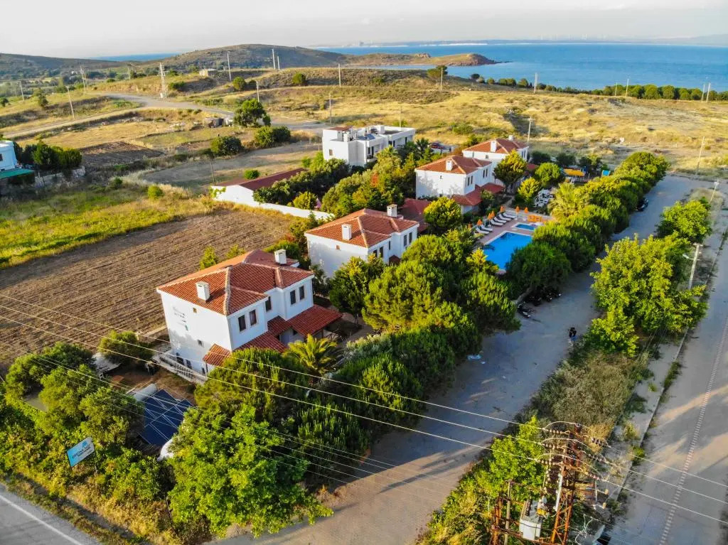 Destina Suit Hotel