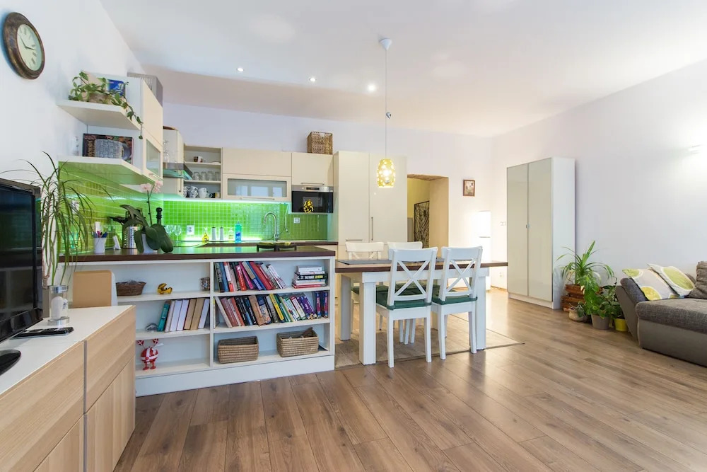 Cosy Modern Vinohrady Apartment
