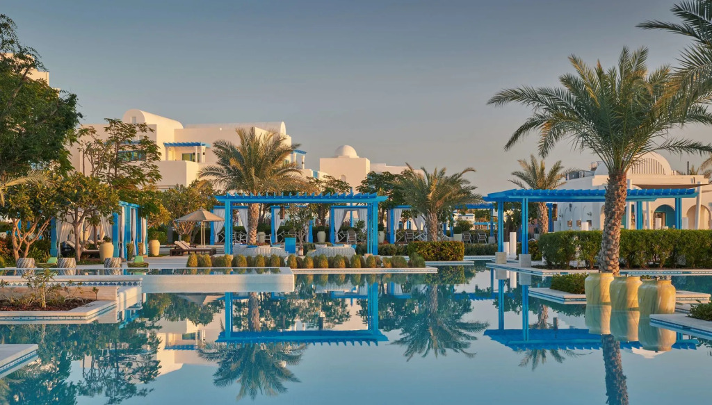 Hilton Salwa Beach Resort and Villas