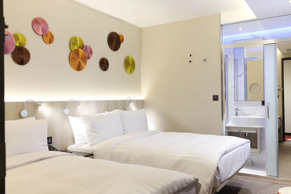 Royal Jade Boutique Hotel