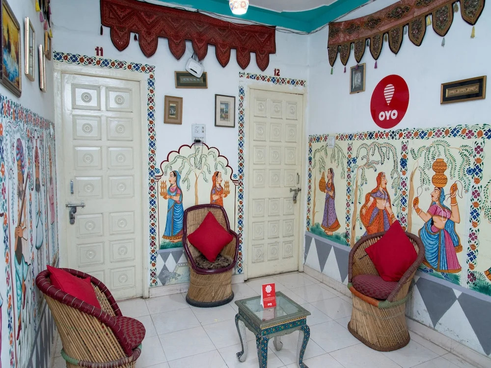 OYO 13330 Home Modern 2BHK Pratap Nagar