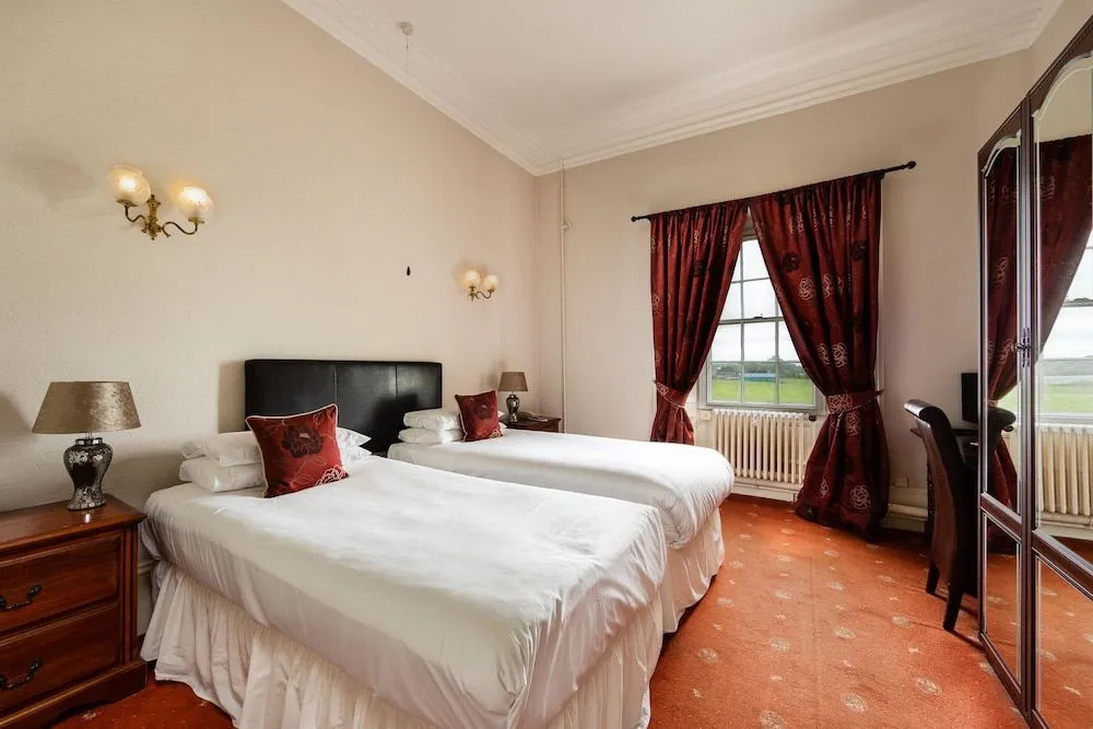 Greenhill Hotel