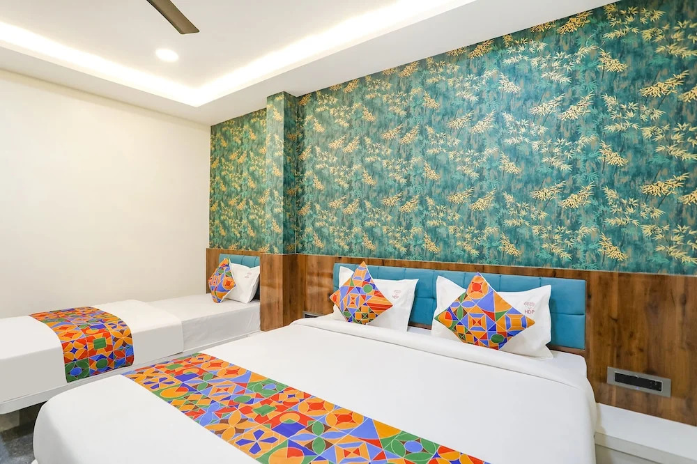 Fabhotel Prime Diamond Palace
