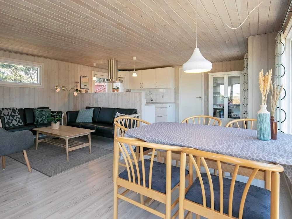 6 Person Holiday Home in Oksbol