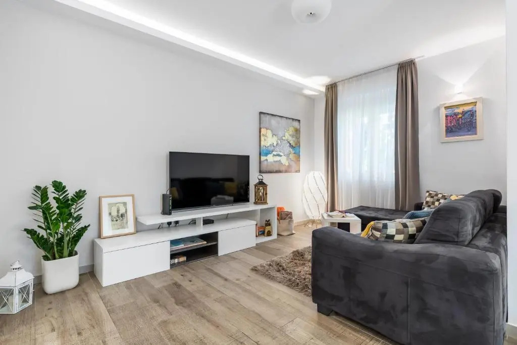 Top Location Apartment "Park"