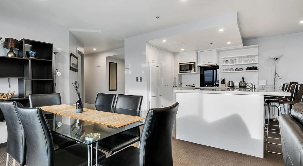QV CBD 2 Bedroom with Wifi Parking - 972