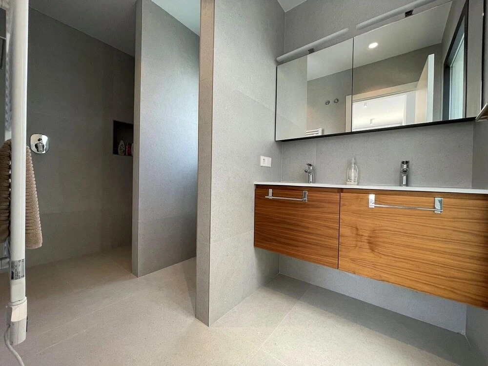Modern Villa Near Guardamar