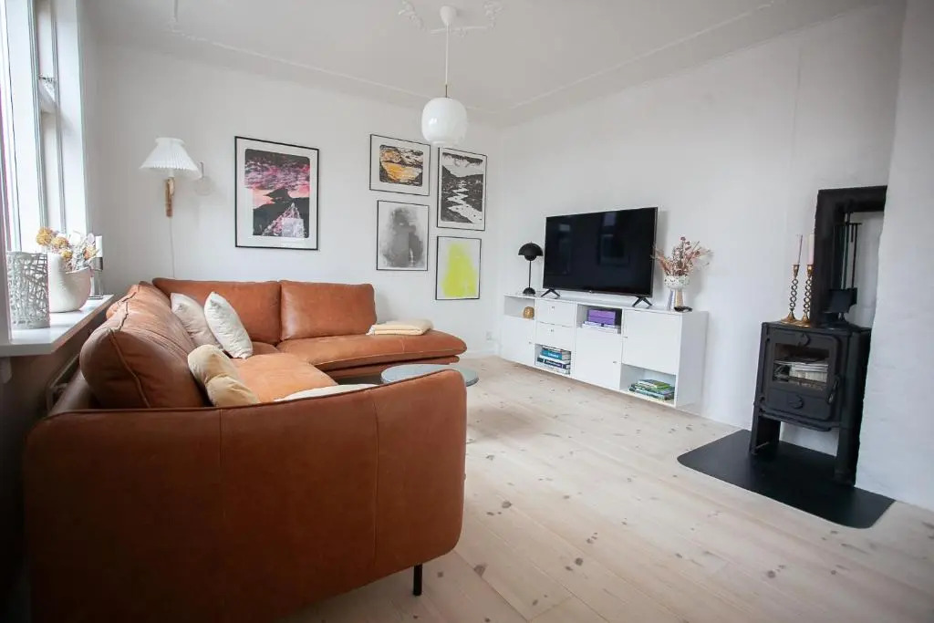 4 BR House - Downtown - Old Town -Marina