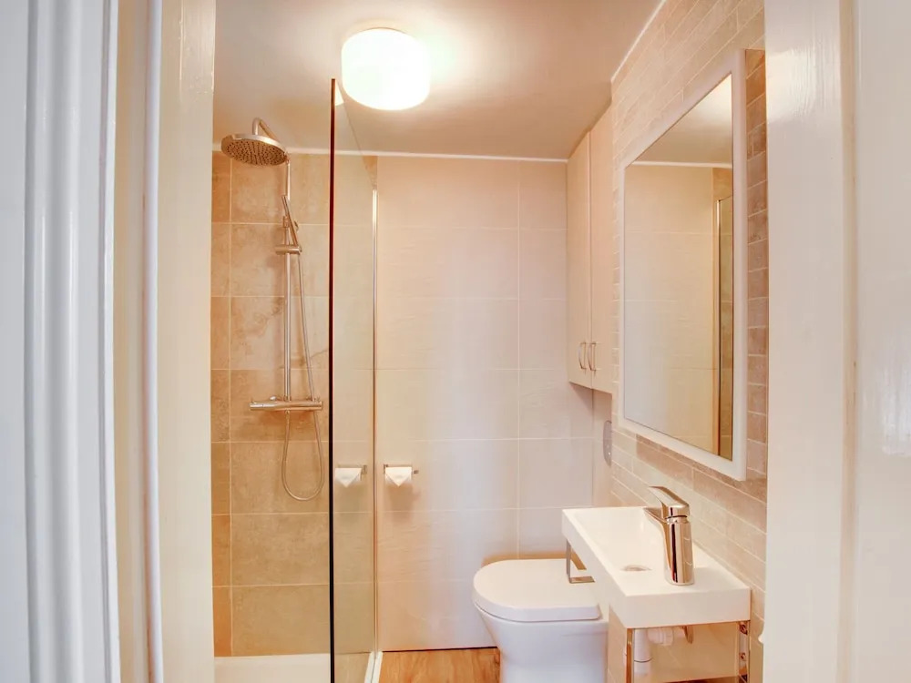Chic Holiday Home in Swanage With Garden