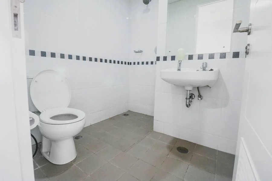 RedDoorz Apartment near Summarecon Mall Serpong