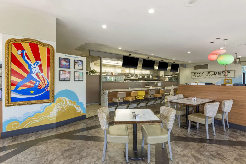 Royal Sun Hotel & Suites