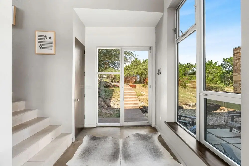 Luxury 4BR Hilltop Retreat With Scenic Views