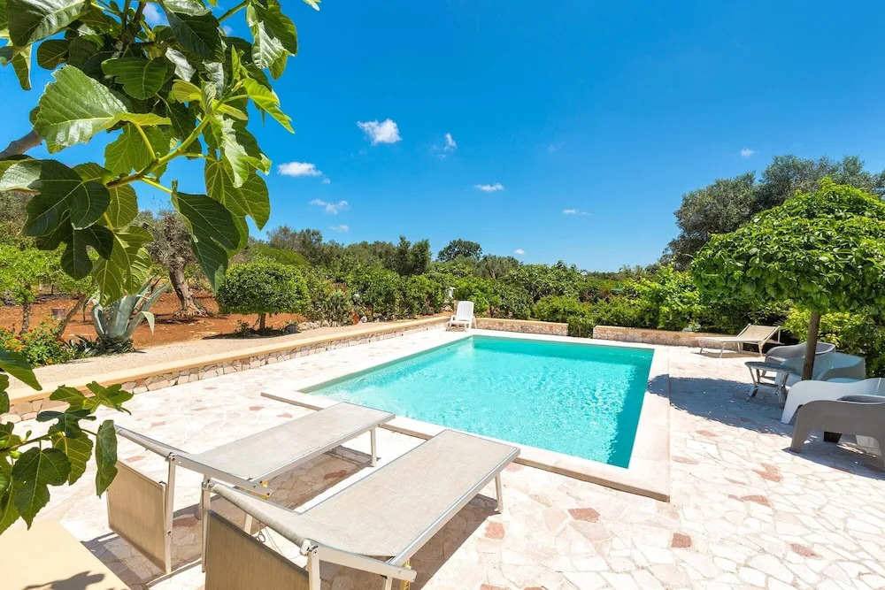 3229 Trullo Mimosa by Perle di Puglia