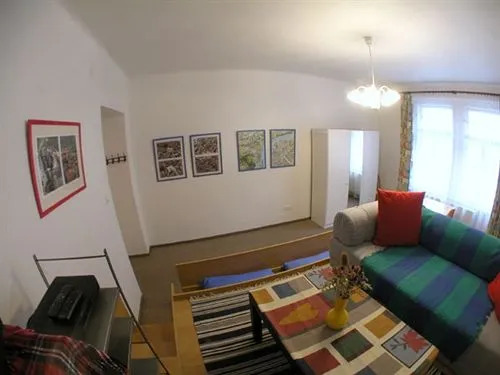 Ron's Rainbow Guest House