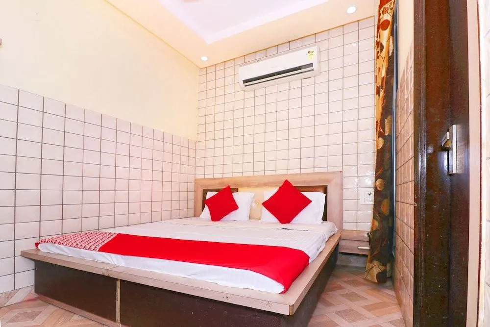 OYO 37774 Hotel The Great