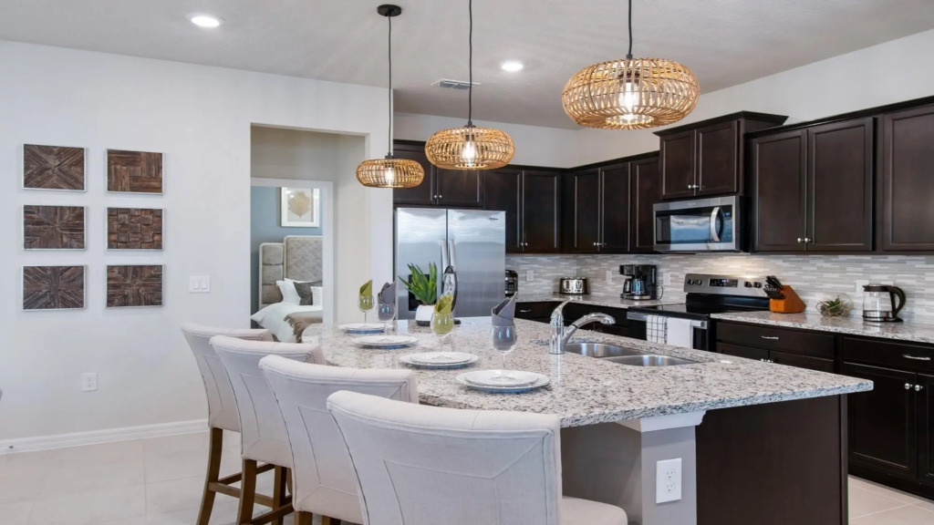 Family Themed NEW Windsor Island Home w Pool