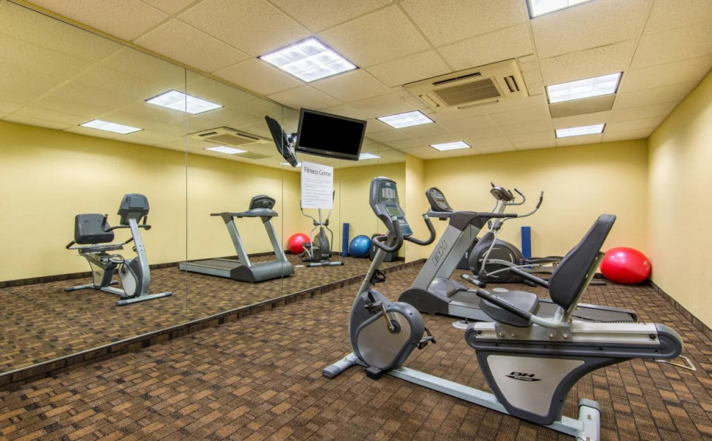 Holiday Inn Express Hotel & Suites El Dorado by IHG